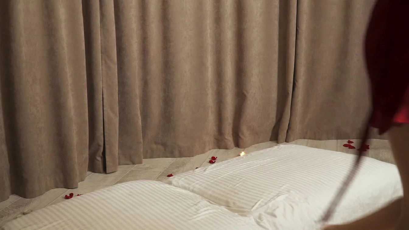 Preview of Defloration Galinka Nagymellu XXX